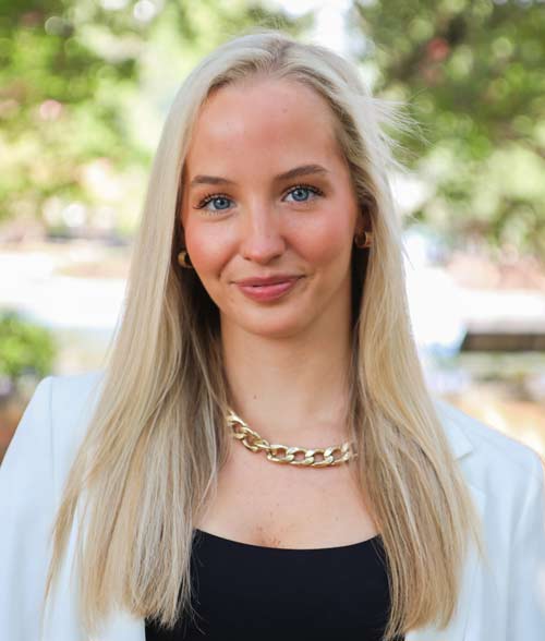 Headshot of Emily Barbare