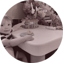 children playing in Jessica Bradshaw's research lab