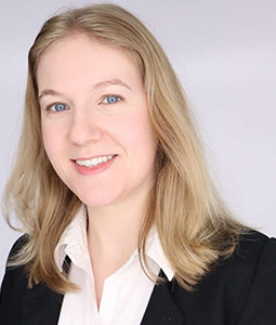 Headshot of Hannah Sedlacek