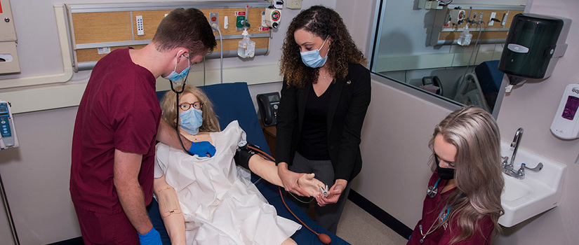 students in sim lab